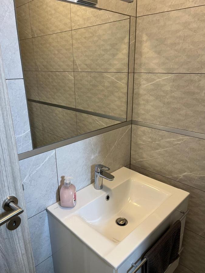 Rajczi Apartman 莫哈奇 外观 照片