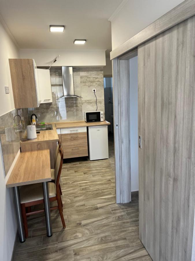Rajczi Apartman 莫哈奇 外观 照片