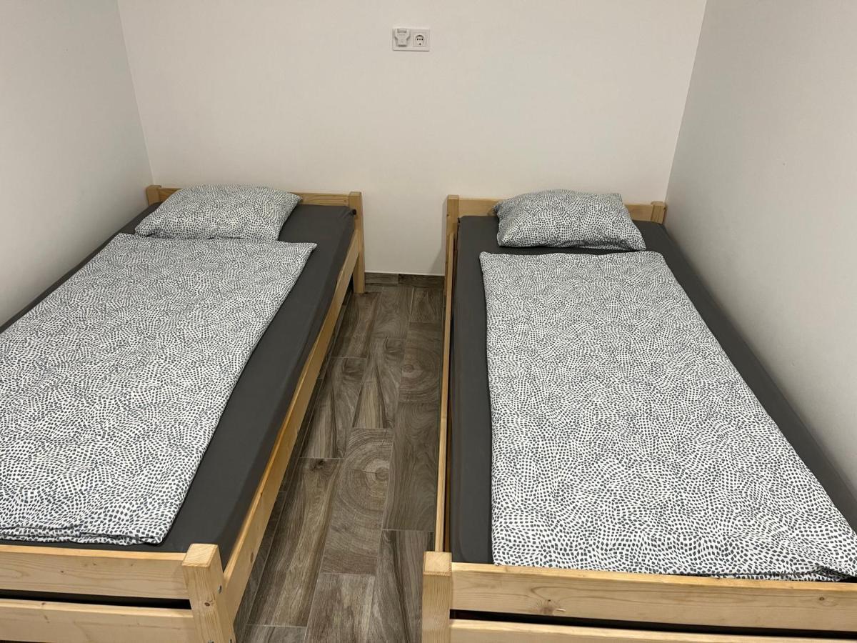 Rajczi Apartman 莫哈奇 外观 照片