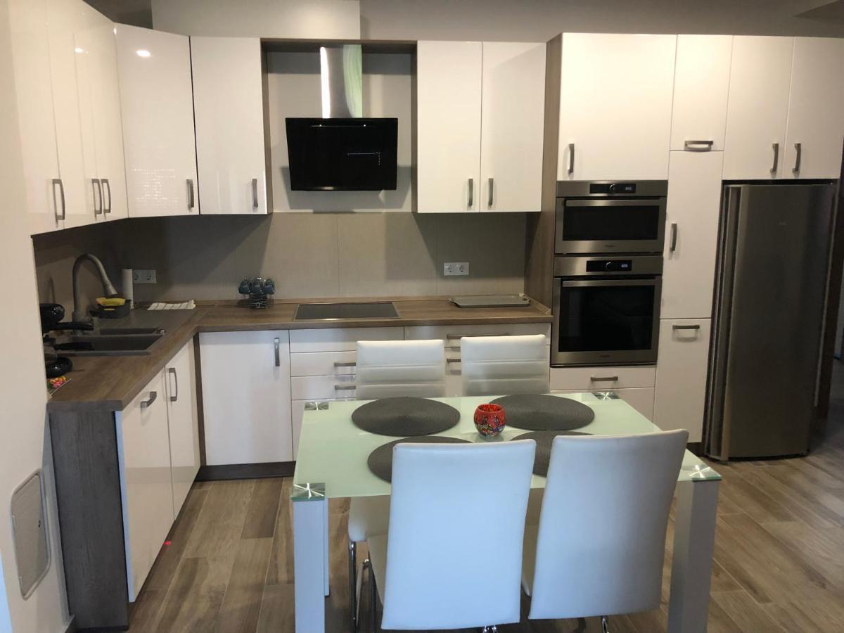 Rajczi Apartman 莫哈奇 外观 照片
